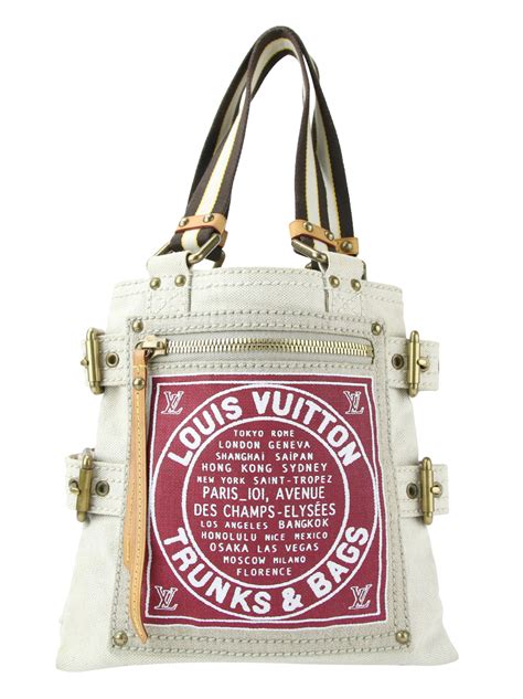 louis vuitton trunks and bags